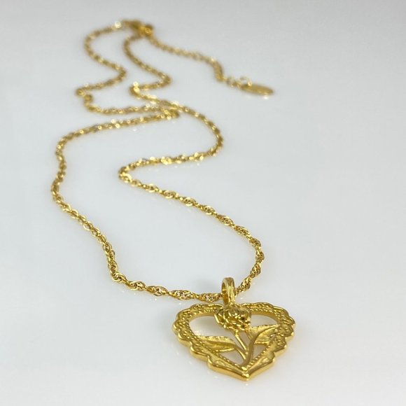 Jewelry - Rose Flower Heart Pendant on Stainless Steel Twisted Singapore Chain Necklace